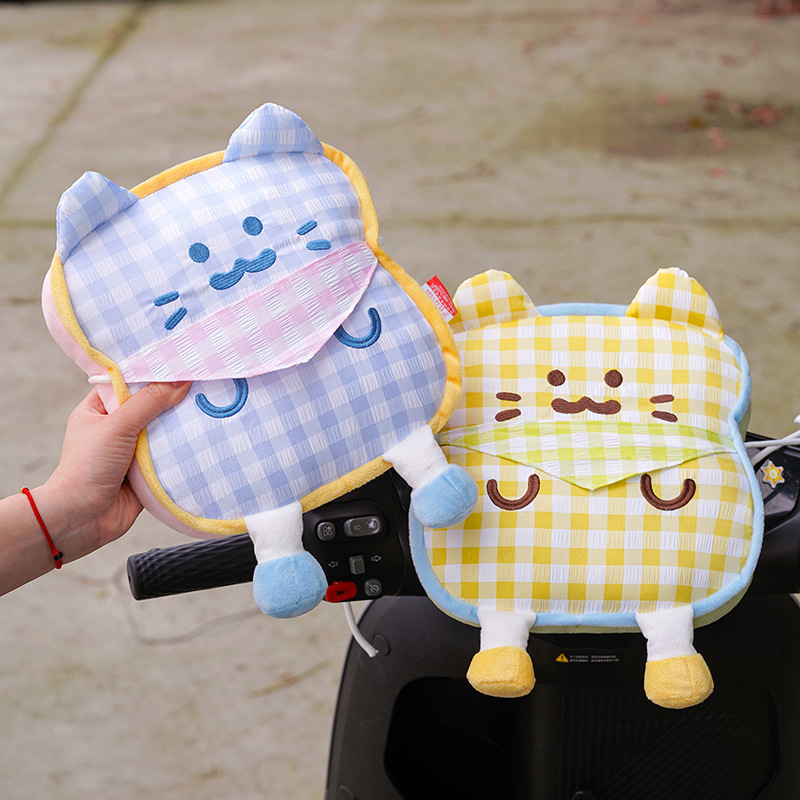 Electric Vehicle Children's Front-Mounted Anti-Collision Pad, Cartoon Cute Thickened Head Protection Pad, Universal Cat-Shaped Anti-Collision Pad