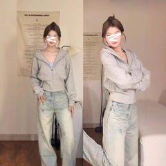 灰色卫衣外套女2025秋季新款修身短款早秋季穿搭连帽上衣收腰开衫