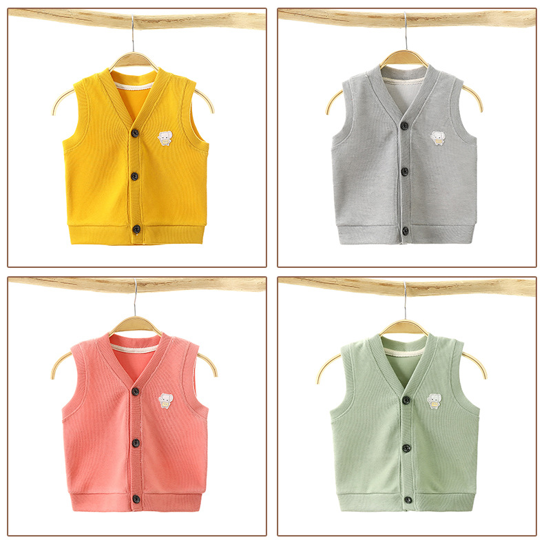 Knitted vest small V-neck (12).jpg