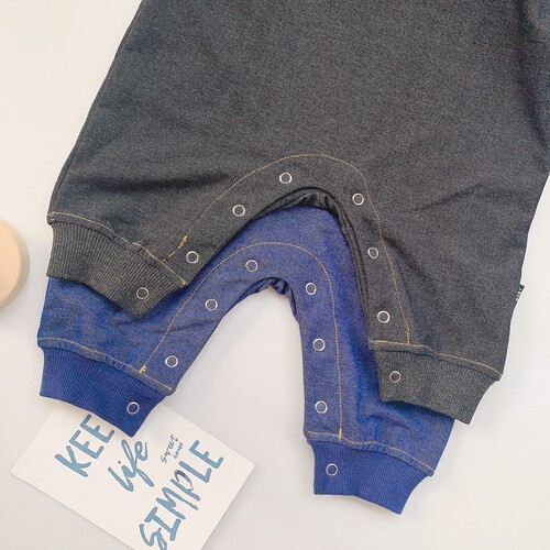 Internet celebrity trendy baby jumpsuit fake two-piece male baby hoodie new style children and girls knitted denim crawler suit