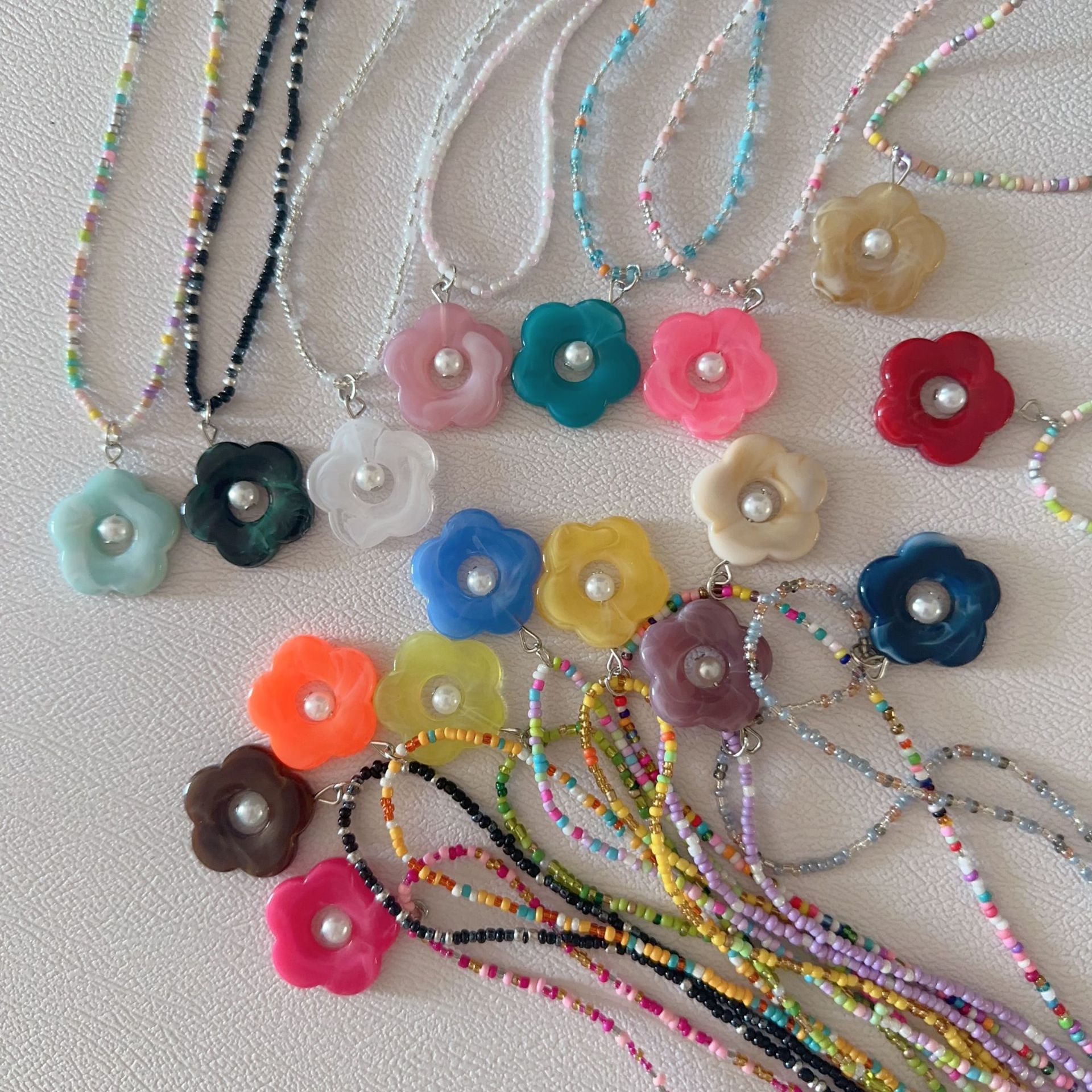Korean Style New Color Flower with Pearl Rice Beads Beaded Necklace Sweet Girl Style Clavicle Chain All-match Necklace for Women