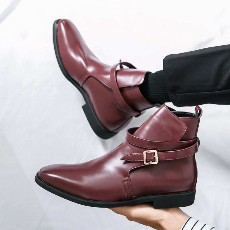 Zapatos de cuero transfronterizos de alto nivel para hombres, zapatos casuales de hebilla de moda británica, zapatos casuales de punta, zapatos comerciales de tamaño grande para hombres antideslizantes