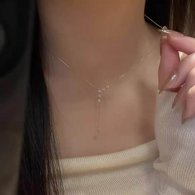 한국 스타일 쿨 센스 Y 자형 깨진 다이아몬드 목걸이 간단한 절묘한 고급 플래시 쇄골 체인 우아한 올 매치 매우 정밀한 목 체인 새로운 스타일