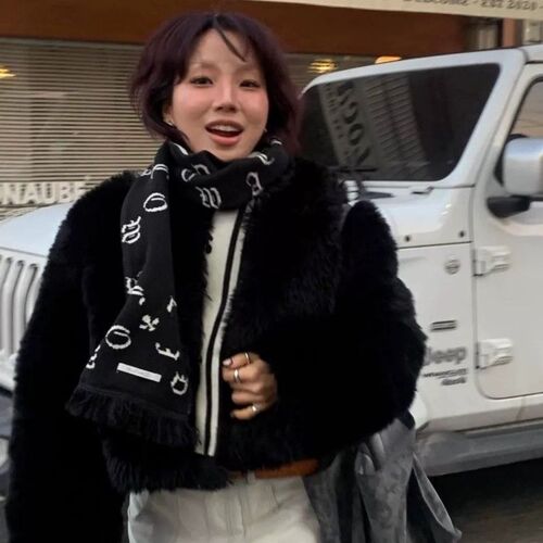 Retro Snowflake Letter Embroidered Fringe Color-Collage Warm and Versatile Scarf