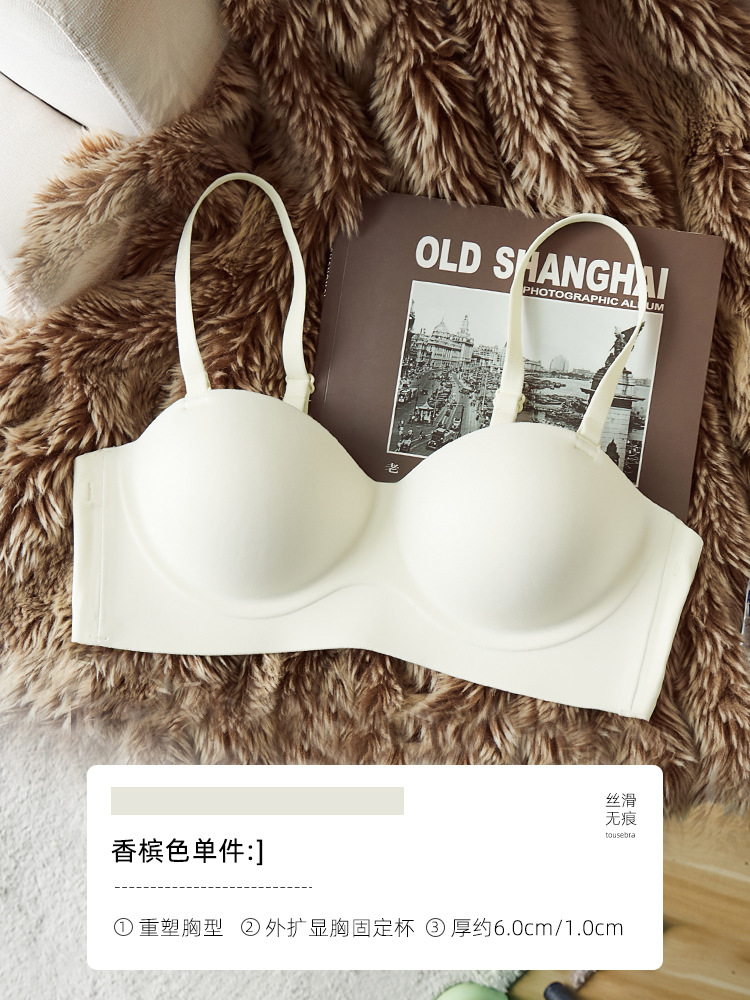 368 Venta caliente de una sola pieza de expansión sin fisuras pequeño pecho push up inalámbrico anti-flacidez de la ropa interior de dibujos animados sujetador de ajuste