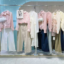 ����һ��Ů�b25���z��ͩ�L���������b�B��ȹ�����w��ֱ��β؛