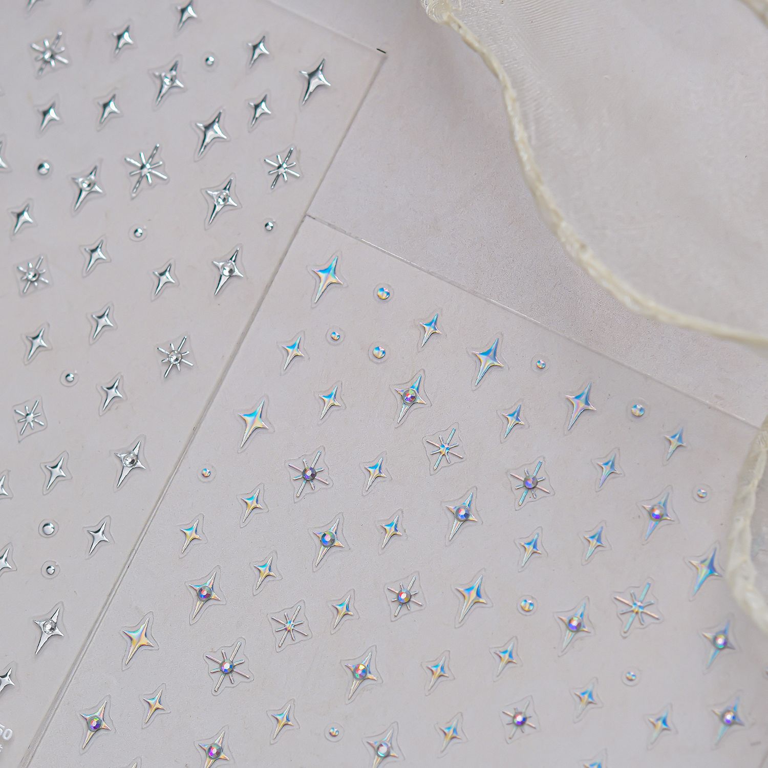 Pegatinas de uñas de cristal Tomoni, exquisitos accesorios pequeños, pegatinas de uñas con diseño de estrella plateada metálica láser, pequeñas pegatinas para la nariz