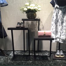服裝店櫥窗展示架鞋包包擺放裝飾道具置物架高低桌流水台設計展櫃