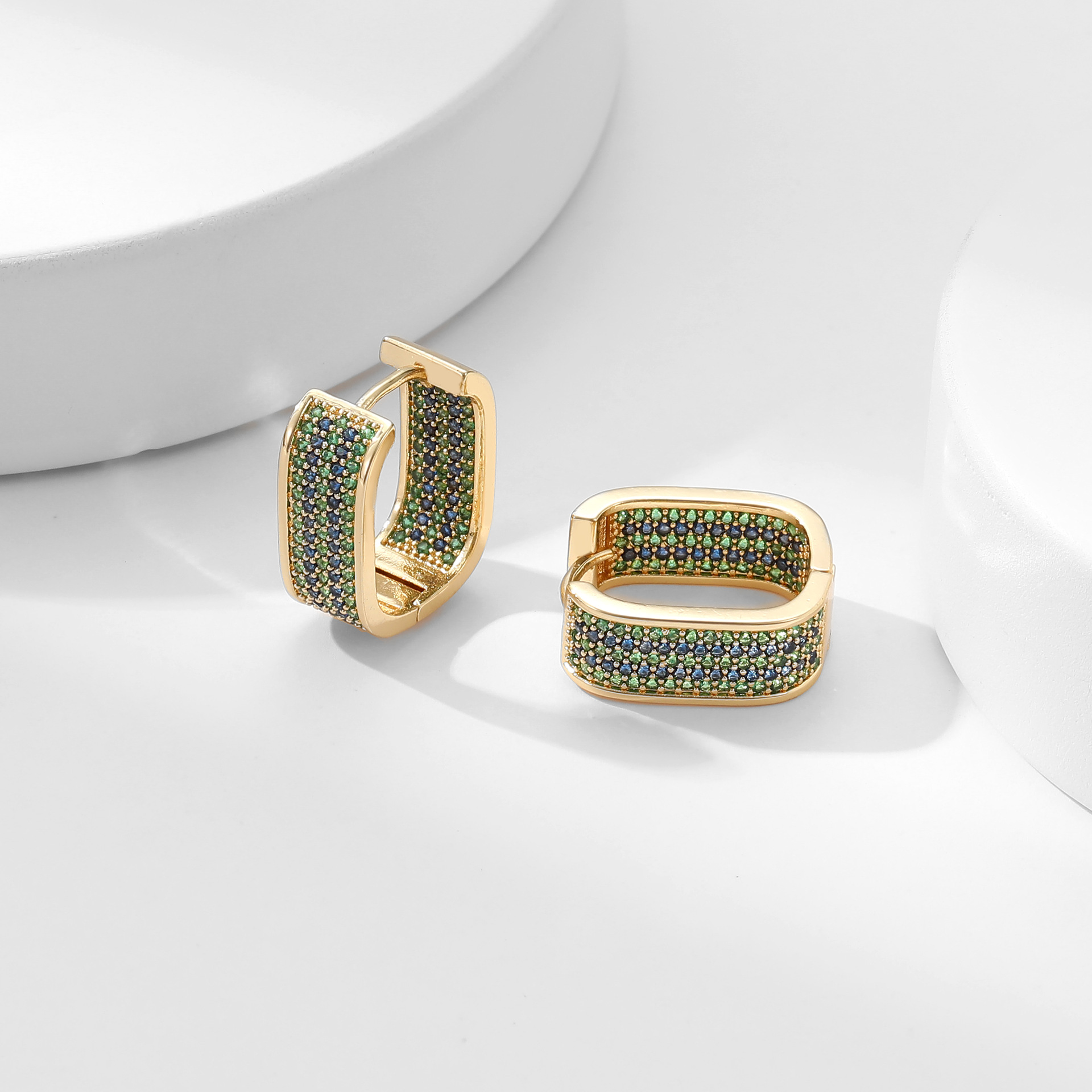 1 Pair Quantity 1 Pair Elegant Geometric Copper Zircon Earrings