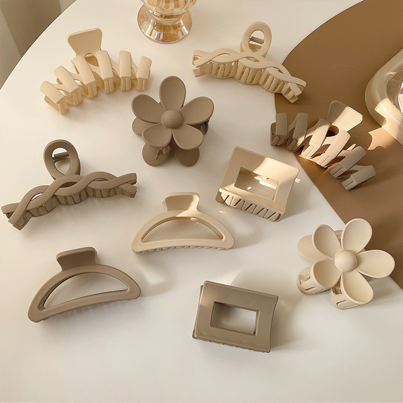 Nuevo elegante horquilla trasera cabeza baño clip tocado clip de tiburón Estilo coreano primavera/verano leche marrón serie captura clip neto rojo