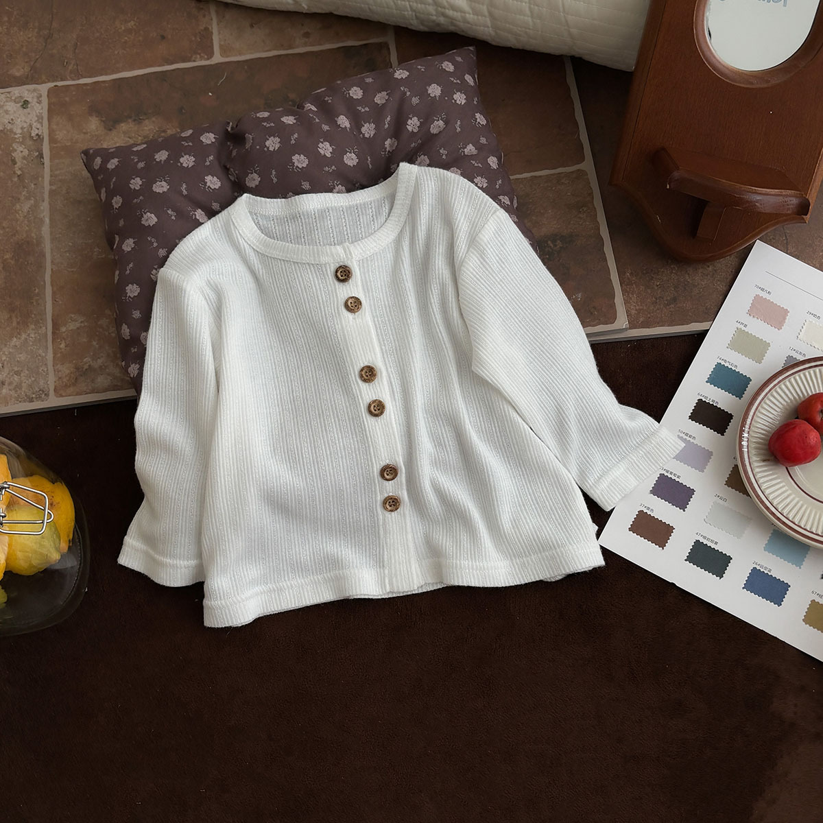 Traje de niño de estilo coreano verano delgado bebé estilo occidental ropa de protección solar camiseta pantalones cortos ropa de salida de tres piezas de todo fósforo 1