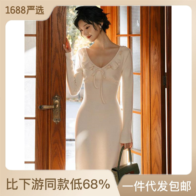 新中式国风成熟气质设计感高级感羊绒针织打底裙  秋冬女装趋势