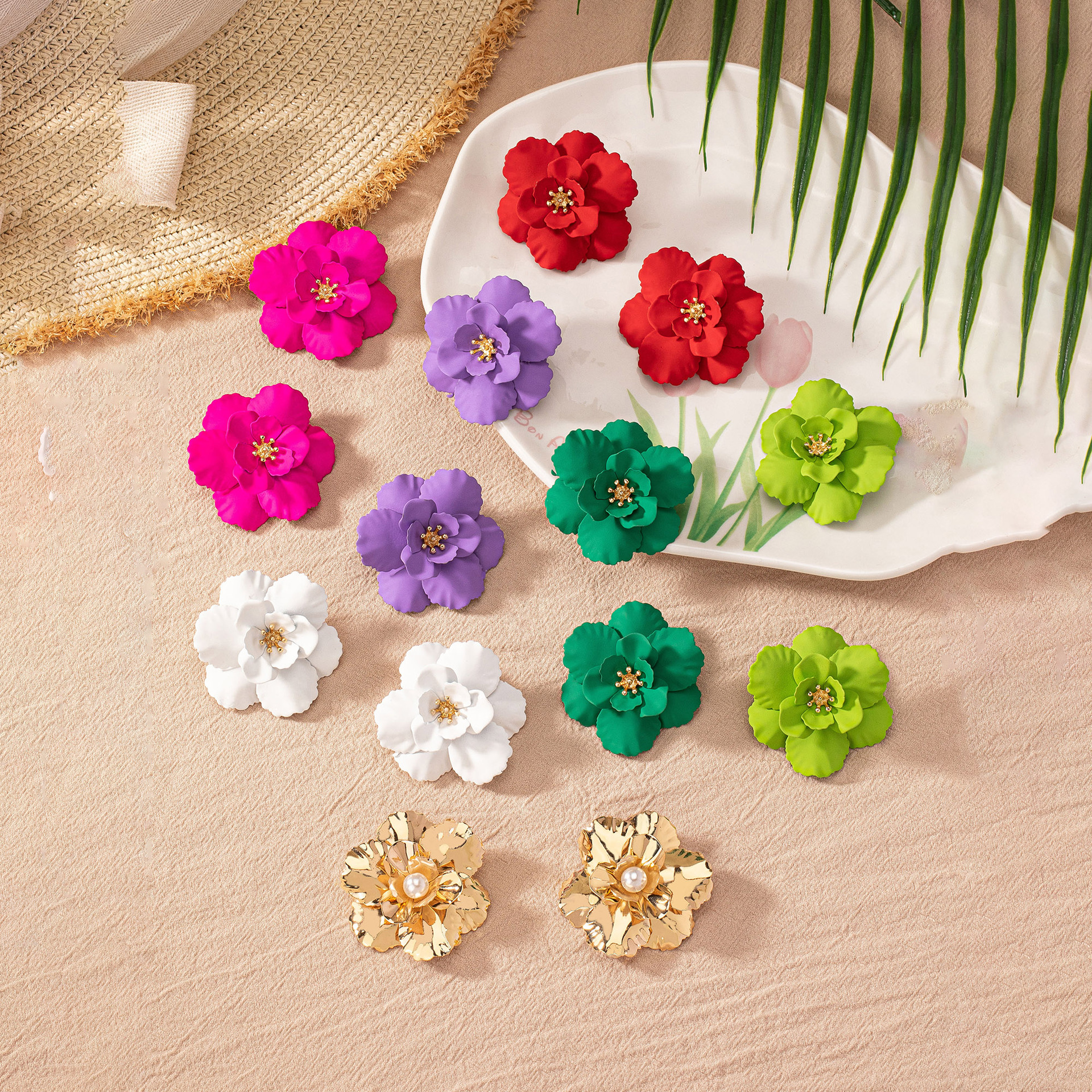 25g Weight 1 Pair Elegant Lady Flower Plating Alloy Ear Studs