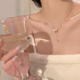 美女落泪项链女2023秋冬新款925银轻奢小众设计高级感锁骨链颈链