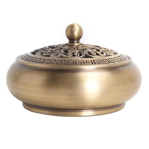 Manufacturer wholesale golden lotus flat bottom furnace brass incense burner household indoor Buddha line incense burner disc incense burner gift ornaments