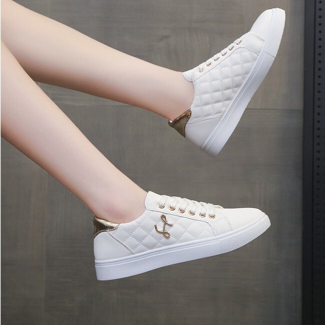 White Shoes for Women, Popular Fashionable 2025 Spring & Fall New Women's Shoes, Lightweight, Simple, Trendyy, Versatile Sports and Leisure Sneakers
