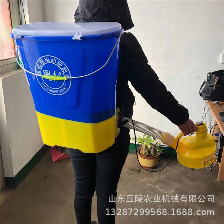 电动背负式撒肥器  大鹏蔬菜施肥器  各种环境抛洒机 现货供应