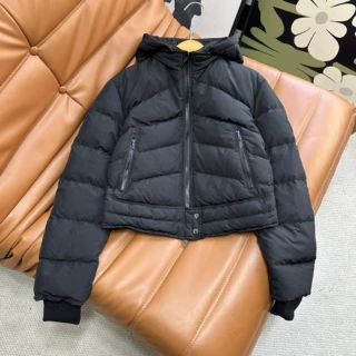 秋冬新款连帽修身短款棉服女装上衣保暖棉衣外套