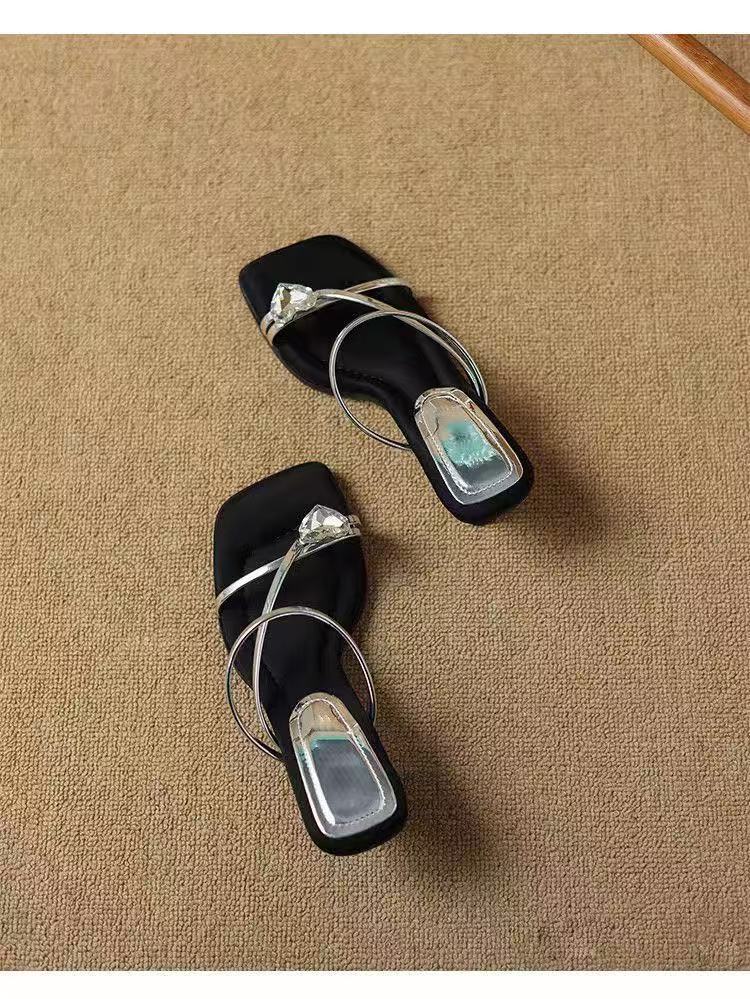 2026 nuevo verano no se cansa pie cinturón delgado hermoso diamante plata zapatillas de tacones altos image 7