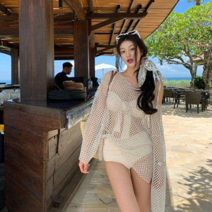网红风分体泳衣女海边度假高级感三件套性感渔网罩衫纯欲度假泳装