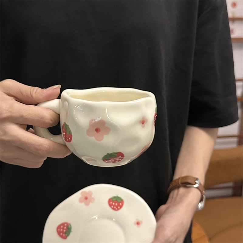 Tazas y platos de cerámica de flores retro de estilo coreano, tazas y platos de café irregular pellizcado a mano, tazas y platos de té de la tarde