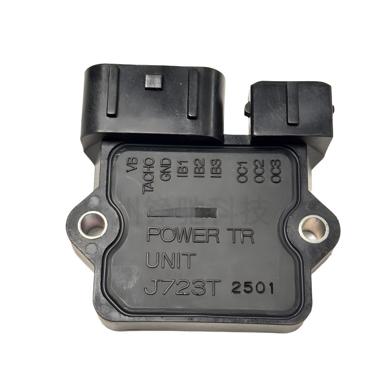 MD326147MD338252 MD338997 is suitable for Mitsubishi Pajero Dodge J723T ignition module