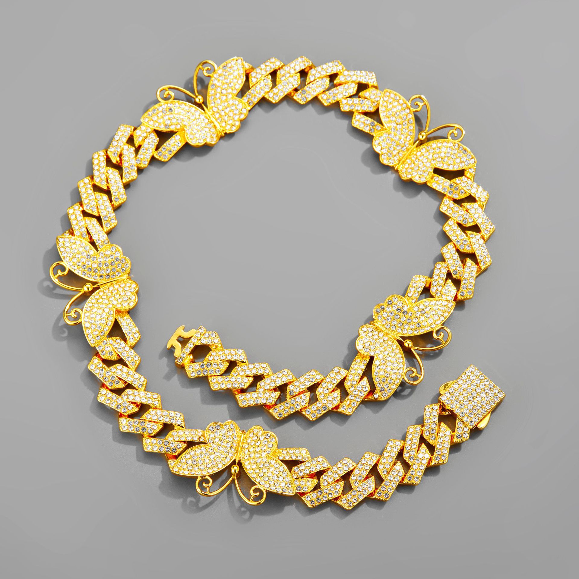 Fashion Butterfly Alloy Inlay Rhinestones Womenu0027S Necklace 1 Piece