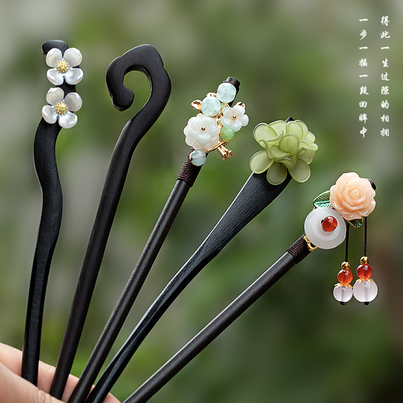 Pinzas de cabello de madera de sándalo para mujeres nuevas pinzas de madera chinas antiguas de alta calidad pinzas de cabello de madera simple sensación moderna pinzas al por mayor