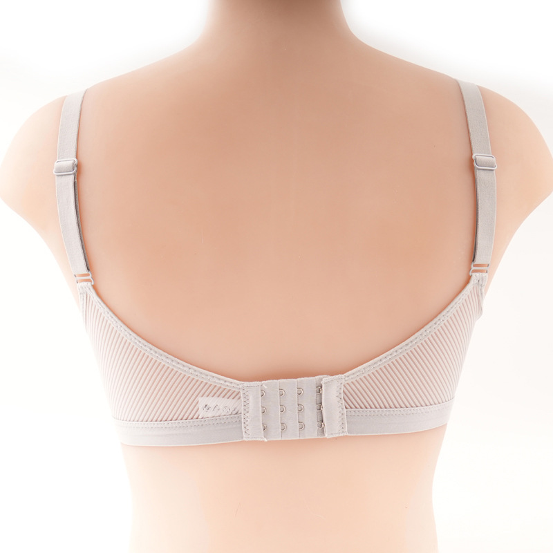 Fábrica de Shantou en stock sin anillo de acero para mujeres sujetadores ligeros delgados transpirables cómodos sin marcas de ropa interior sujetadores