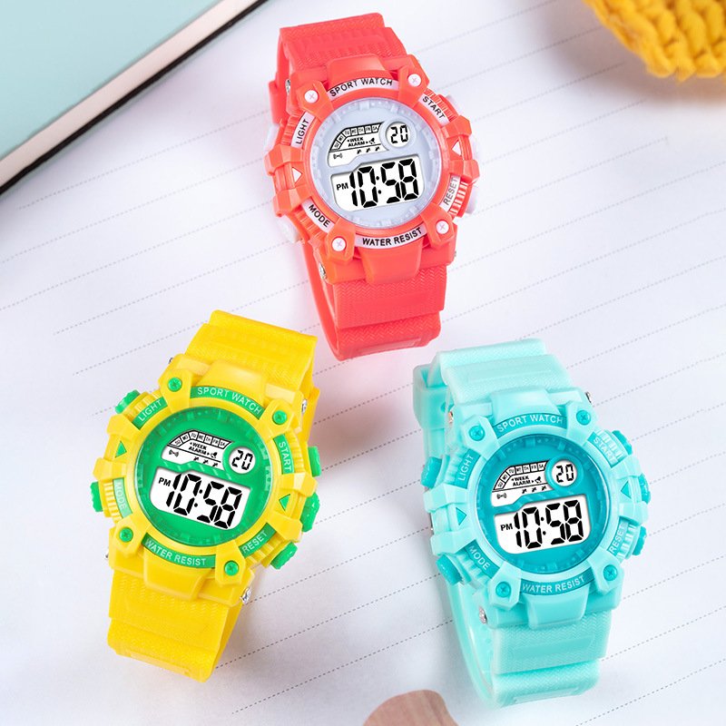 Ventas calientes de relojes electrónicos para niños niños niños y niñas alarma multifuncional nocturna relojes electrónicos fabricantes al por mayor