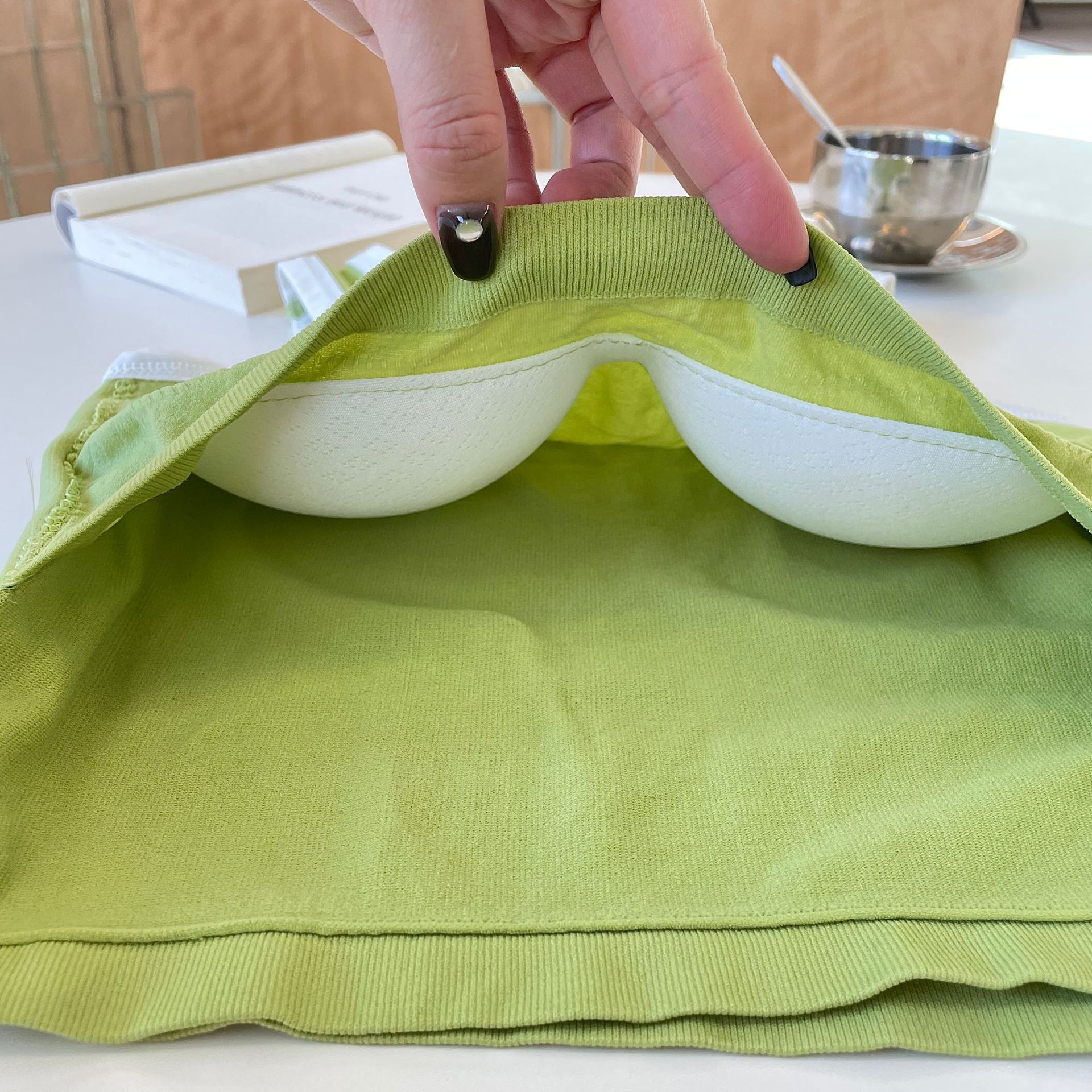 Belleza espalda Sling carta pecho abrigo Chaleco de las mujeres almohadilla fija en el pecho desgaste interior y exterior sin costuras chaleco deportivo de fondo todo partido