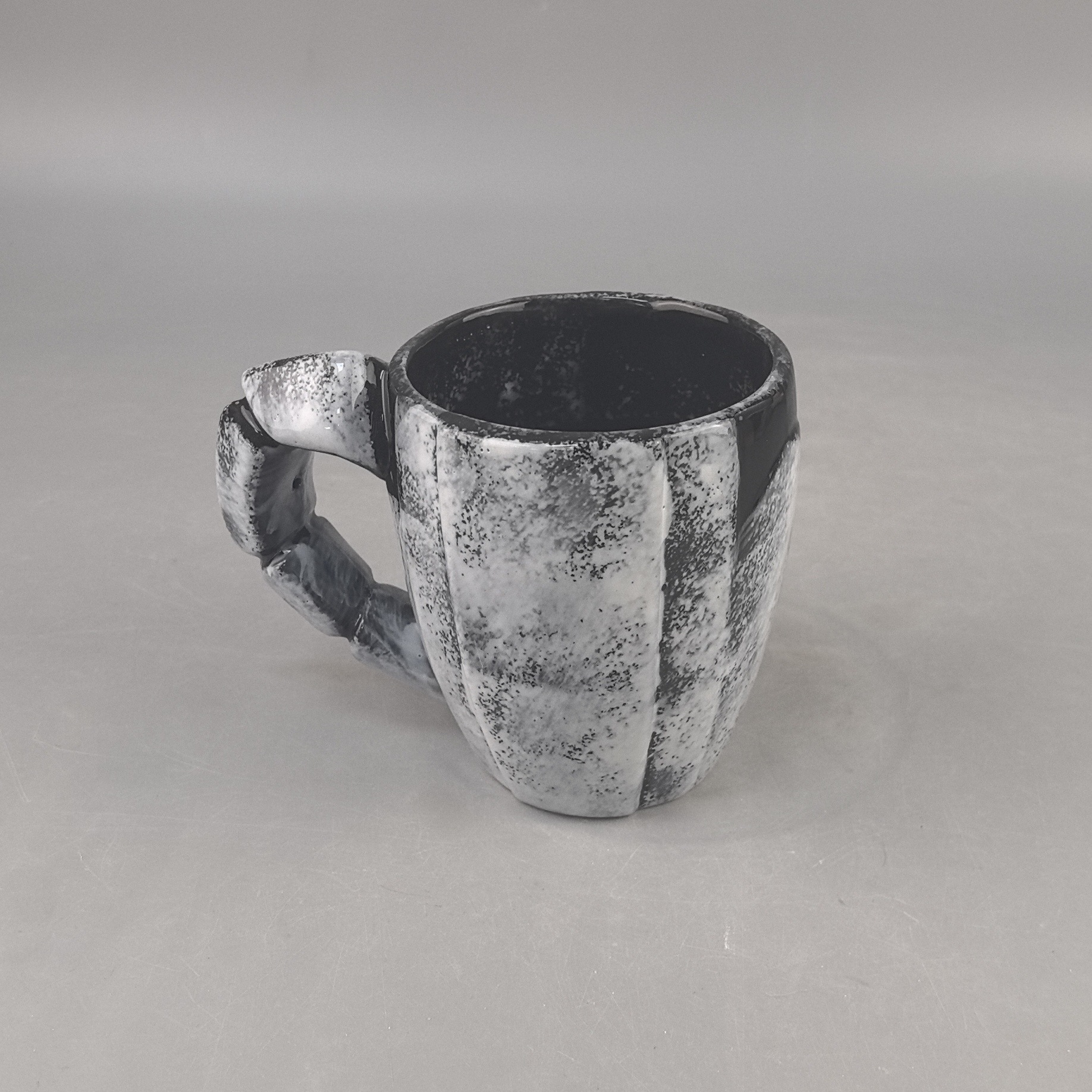 Fábrica remota torre de cuchillos DOTA2 sven juegos de tazas TI7 periferia taza de cerámica Sven Sven marca