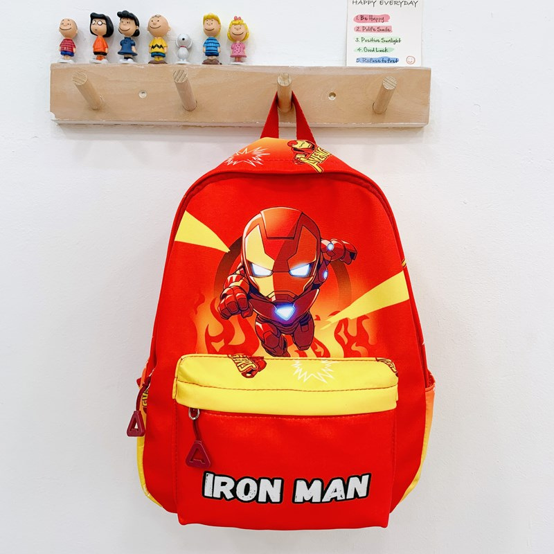 Iron Man Boys Mochila Moda Nuevas niñas Mochila para niños Anime Dibujos animados Mochila escolar de primer grado de gran capacidad