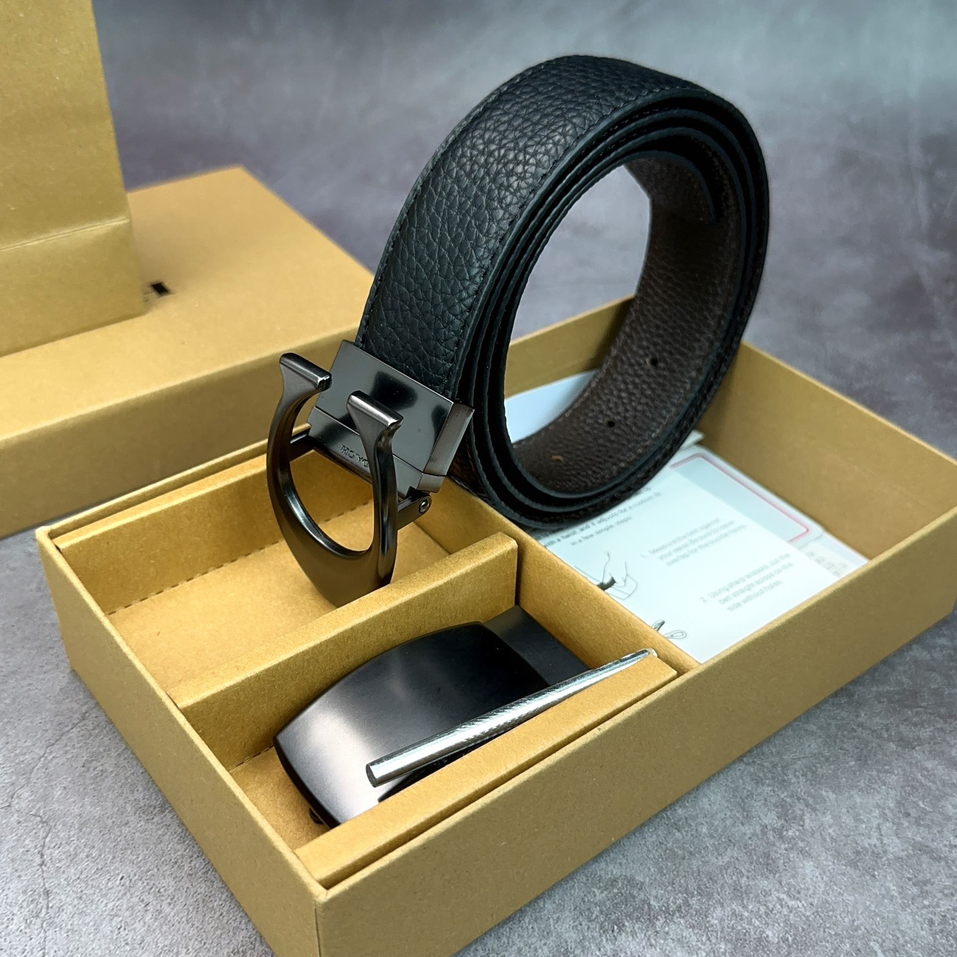 Litchi C- button flat buckle