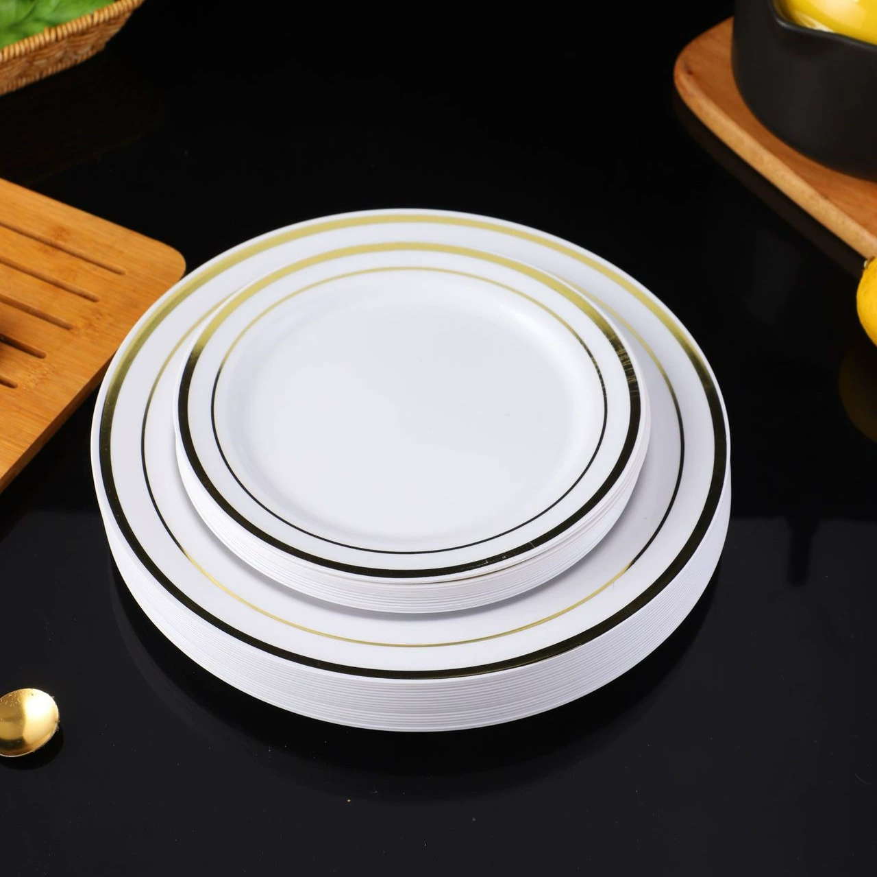 Disposable plastic Western food dish Disposable plastic disc Western food steak PS hard plastic