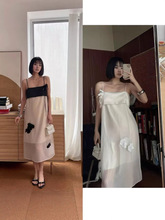 春夏新款立体花朵刺绣装饰欧根纱撞色性感吊带连衣裙女轻奢高级感