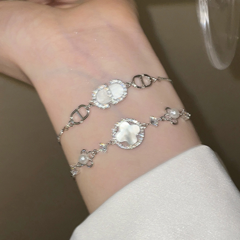 Pulsera de letras de ácido acético de circón Moda exquisita pulsera de viento frío ligero lujo temperamento de alta gama al por mayor