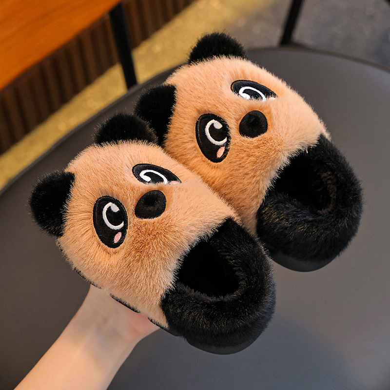 Otoño y invierno zapatillas de algodón para niños, niños y niñas, calentamiento y peluche panda en el hogar, zapatos de algodón para niños pequeños y medianos