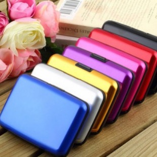 Clearance processing metal business card case bank card bag European and American TV auxiliary waterproof anti-magnetic aluminum metal card bag