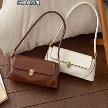�羳��ʽС��Ҹ�°�Ů�r�з������¿�ٴ�͹ņμ�б�����Ů��