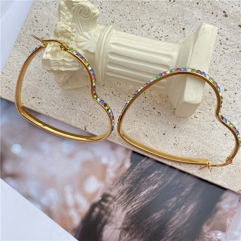 Exaggerated Heart Shape Titanium Steel Plating Rhinestones Hoop Earrings 1 Pair