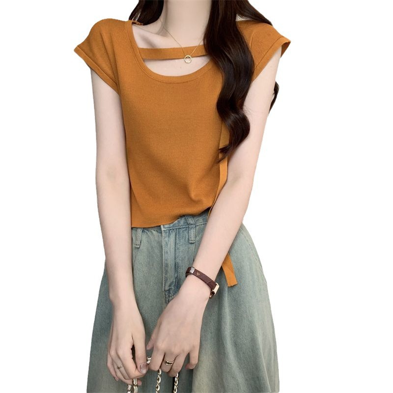 Camiseta de hombro de manga corta delgada de punto de seda de hielo, diseño de verano para mujer, top corto de cuello redondo único y versátil