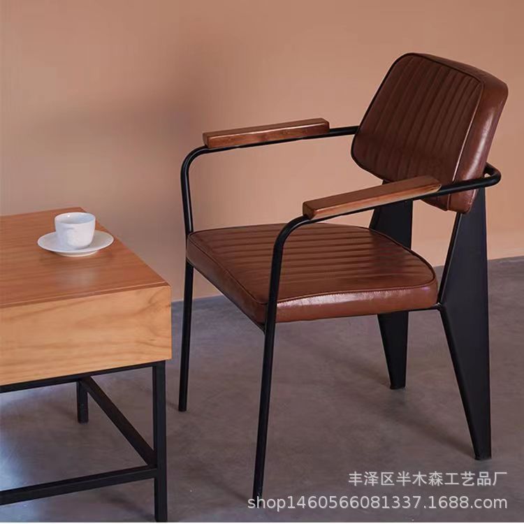 American Industrial Style Coffee Shop Bar Armrest Chairs, Casual Retro Chairs, Personalized Creative Pub Restaurant Dining Chairs