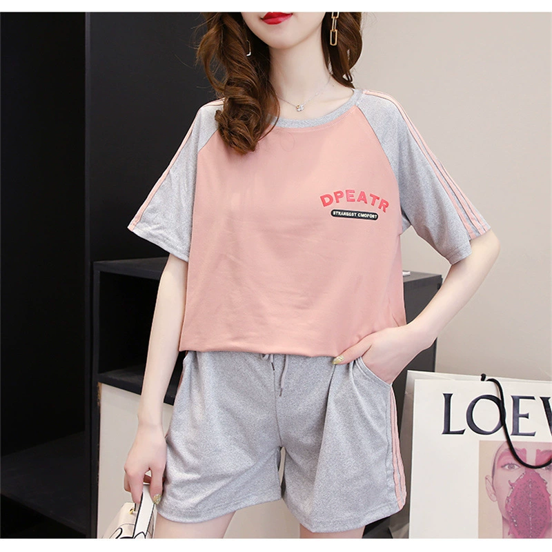 Повседневный спортивный костюм Женский 2023 Летнее Новое поступление Свободная верхняя одежда больших размеров Шорты с короткими рукавами Модный комплект из двух предметов для похудения