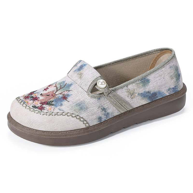 Zapatos de mujer nuevo estilo salvaje verano estilo étnico zapatos bordados viejos zapatos de tela de Beijing zapatos Hanfu de mujer zapatos casuales de madre