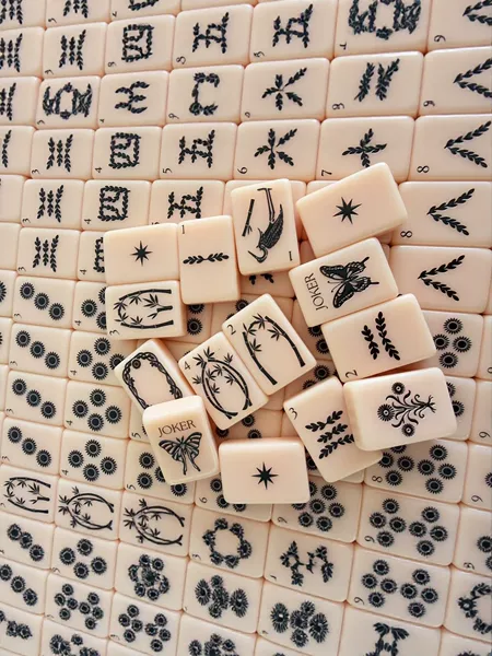 American Mahjong, American-style English number mahjong, personalized creative mahjong, single-layer acrylic, nude pink butterfly