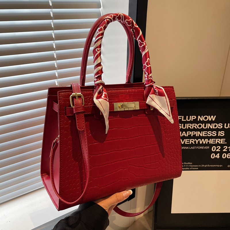 Wedding Bag Large Capacity Bag Women's Usually Available Fashion Red Envelope Mother Red Wedding Special Women's Bag Bride Satchel