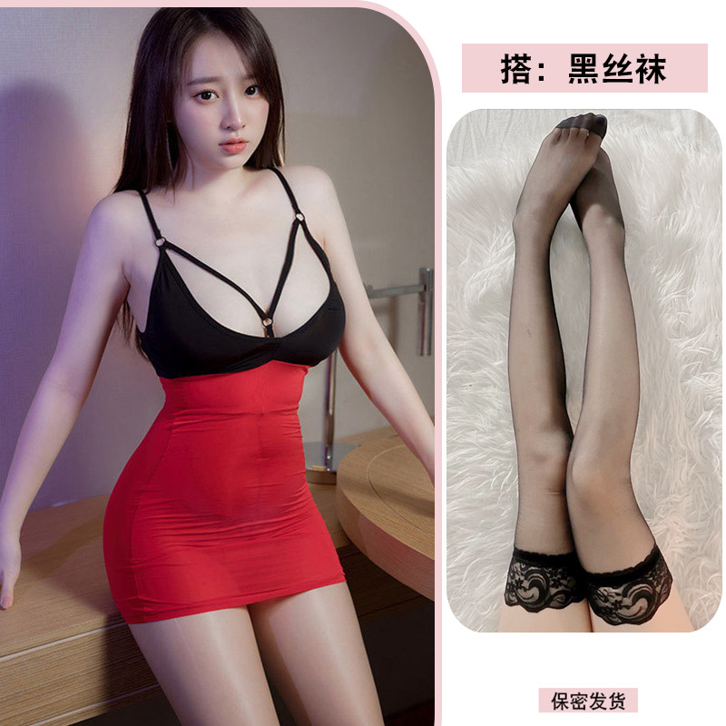 검정 빨강 + 검정 스타킹