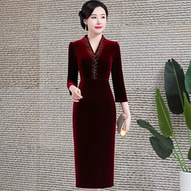 中老年连衣裙;中老年休闲套装;旗袍