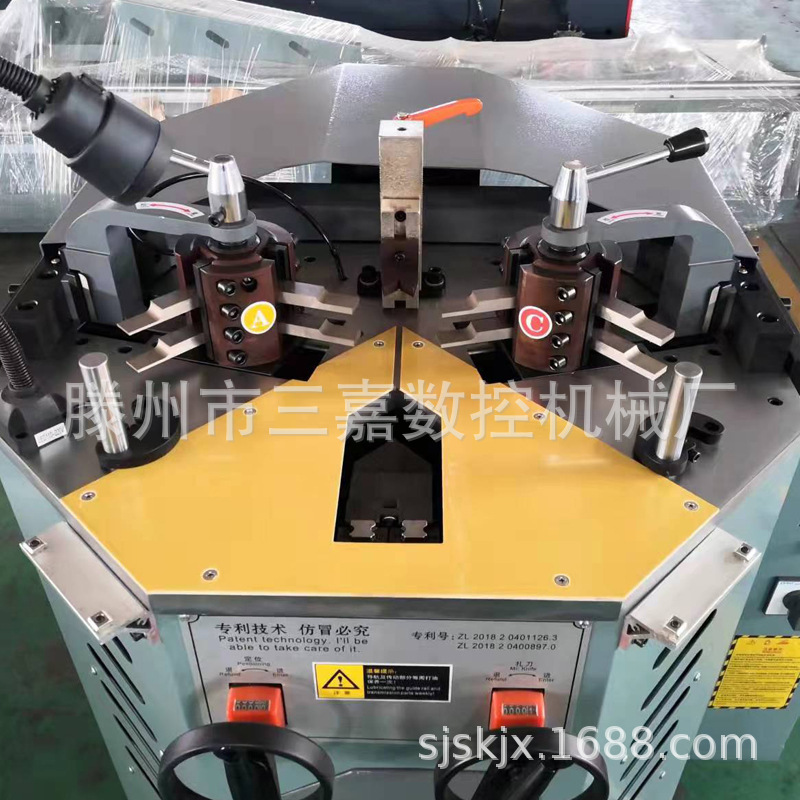 �������Ŵ�ϵͳ�Ŵ�����ʽ��ת��ǻ� ͬ��Һѹ��ǻ�